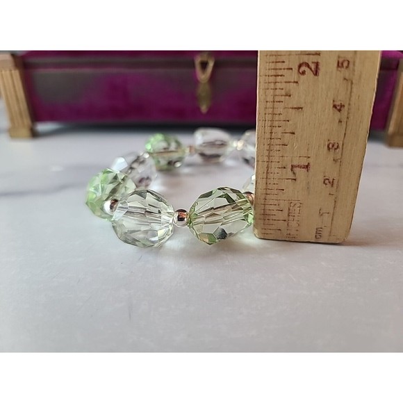 Vintage Green And Clear Beaded Stretchy Plastic Bracelet - Picture 10 of 10